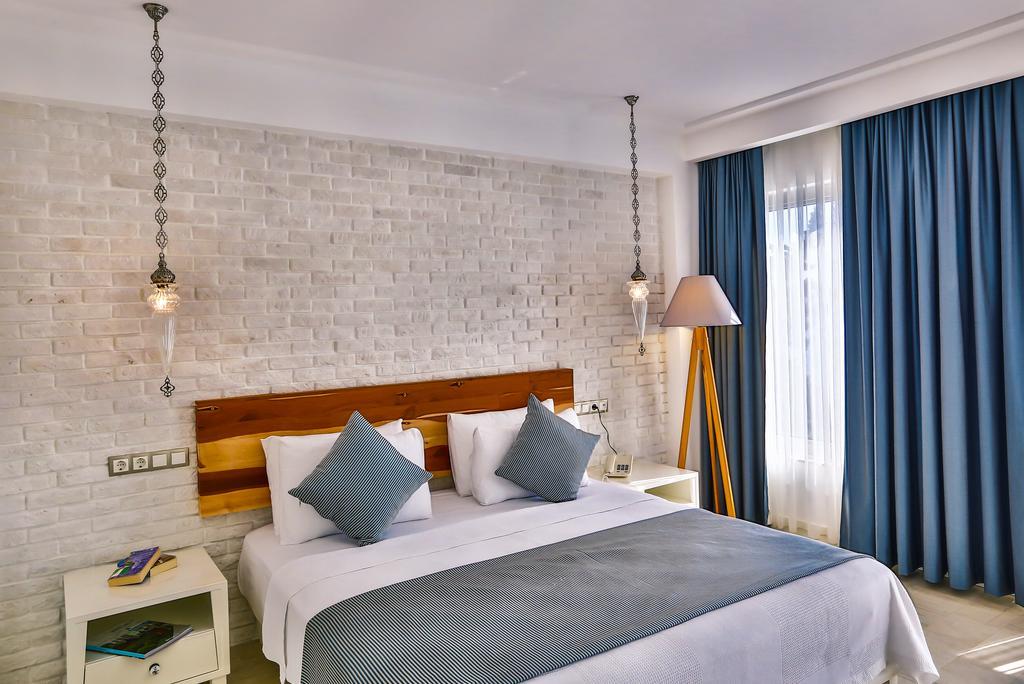 Arnna Hotel Каш Екстер'єр фото
