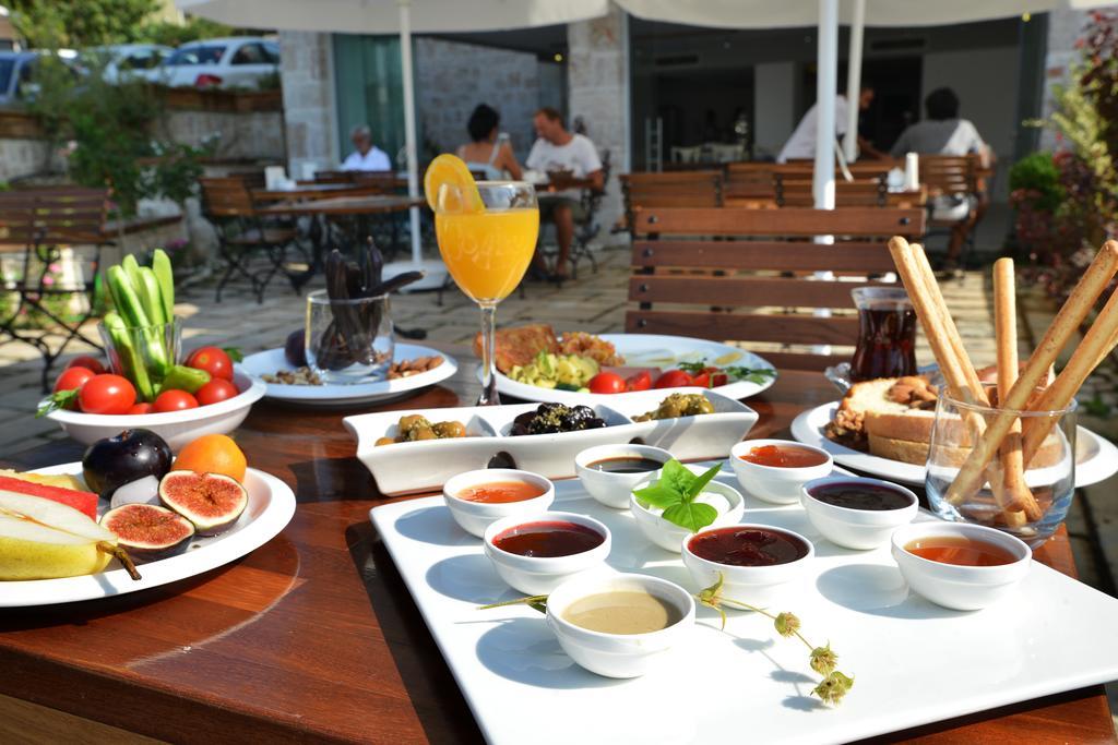 Arnna Hotel Каш Екстер'єр фото