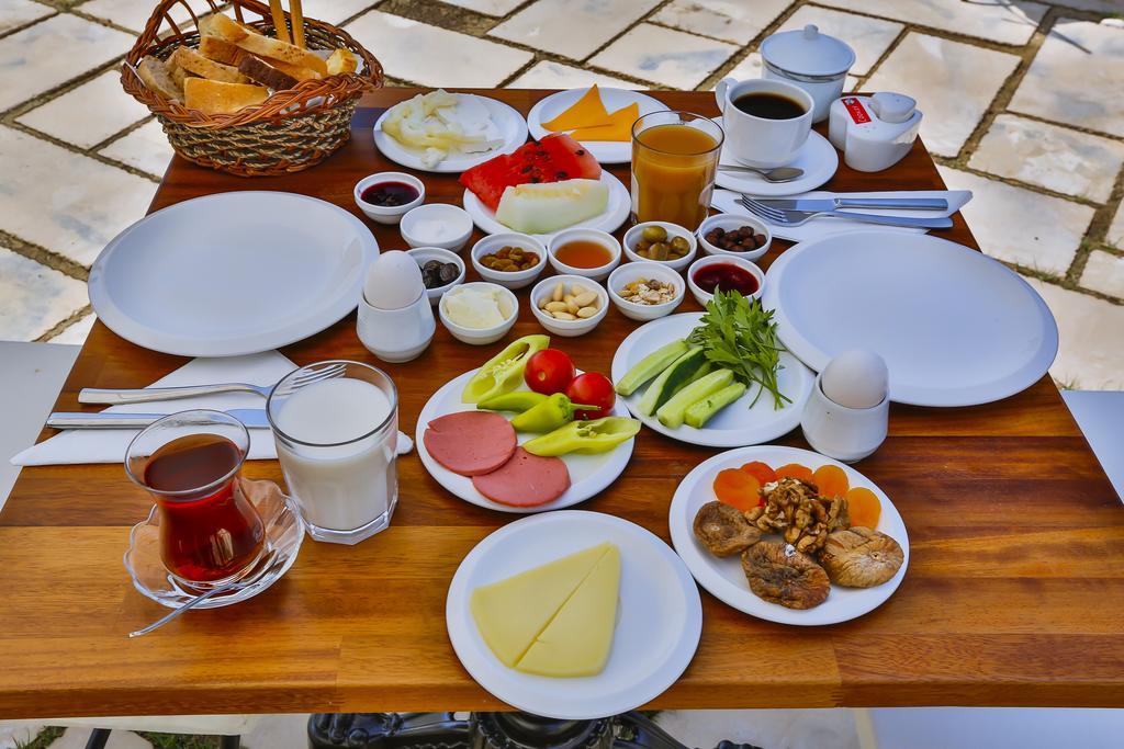 Arnna Hotel Каш Екстер'єр фото